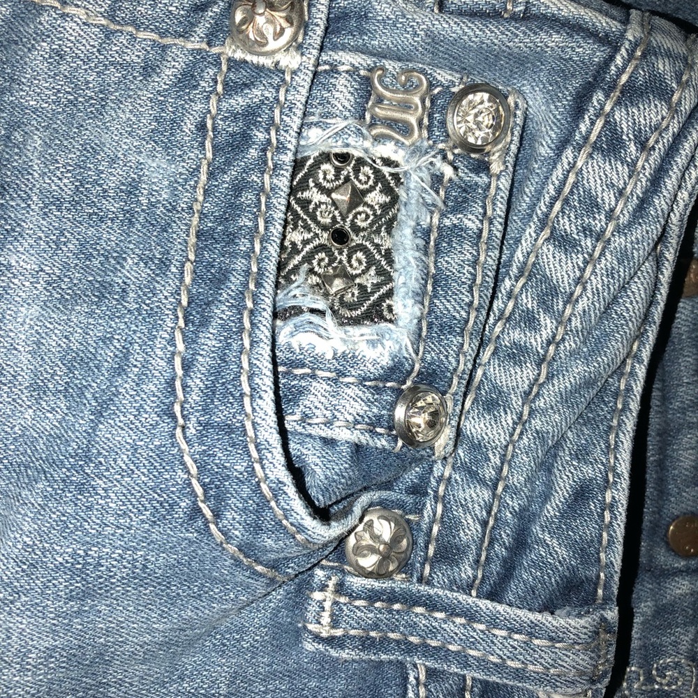 SOLD - Picture 5 of 6